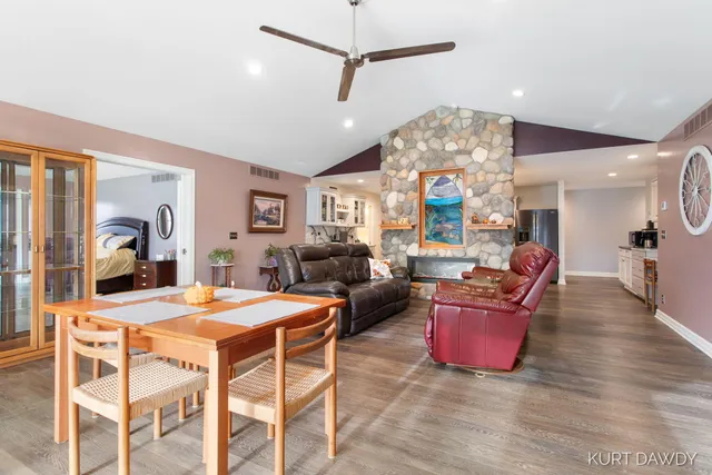 $825,000 | 3752 Schermerhorn Lake Drive, Allegan, MI 49010