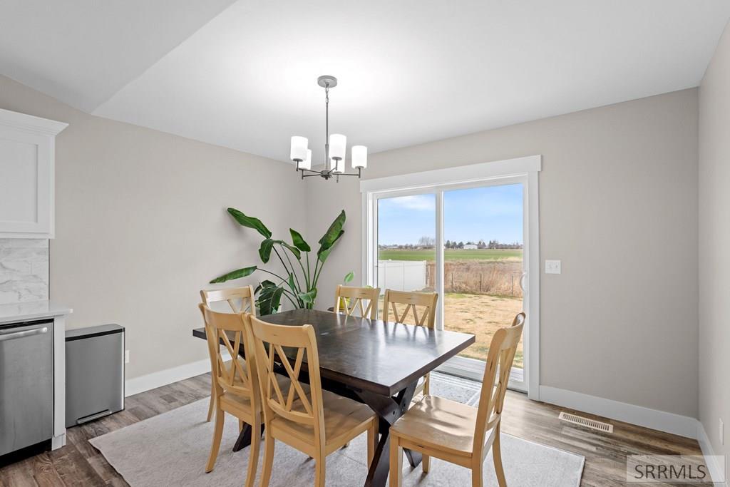 4047 Maizy Way Ammon, ID 83406 - Photo 17 of 42