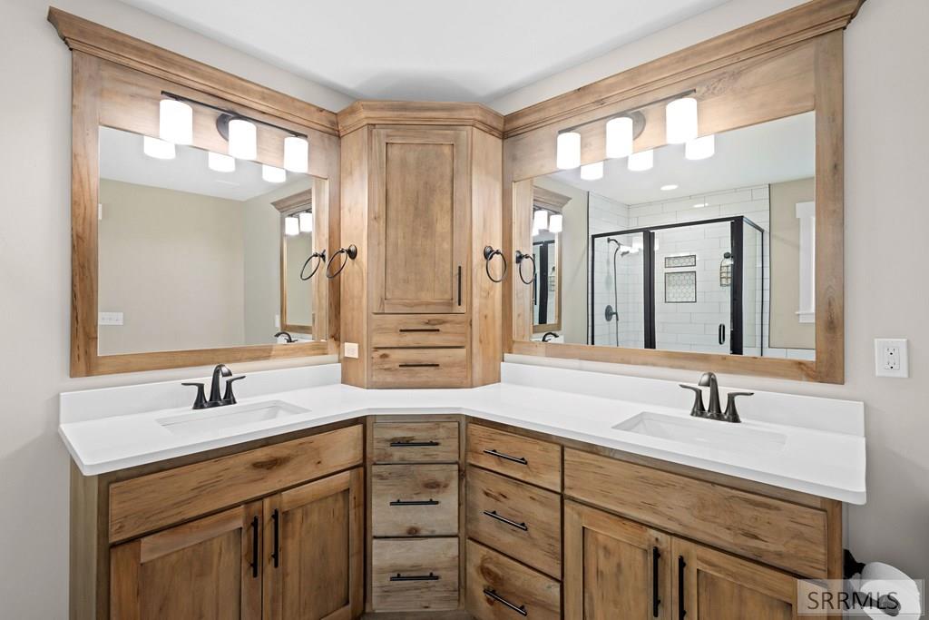 4047 Maizy Way Ammon, ID 83406 - Photo 21 of 42