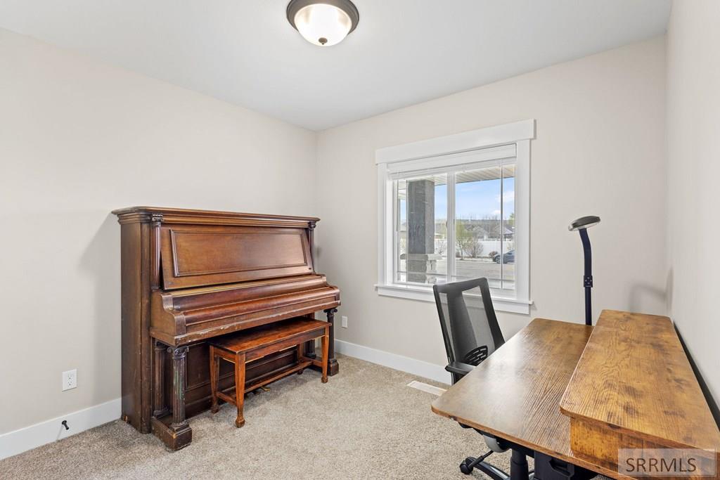 4047 Maizy Way Ammon, ID 83406 - Photo 25 of 42