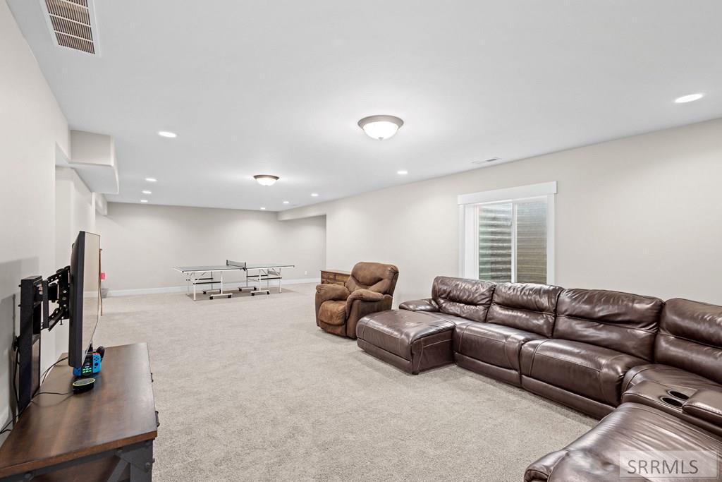 4047 Maizy Way Ammon, ID 83406 - Photo 33 of 42