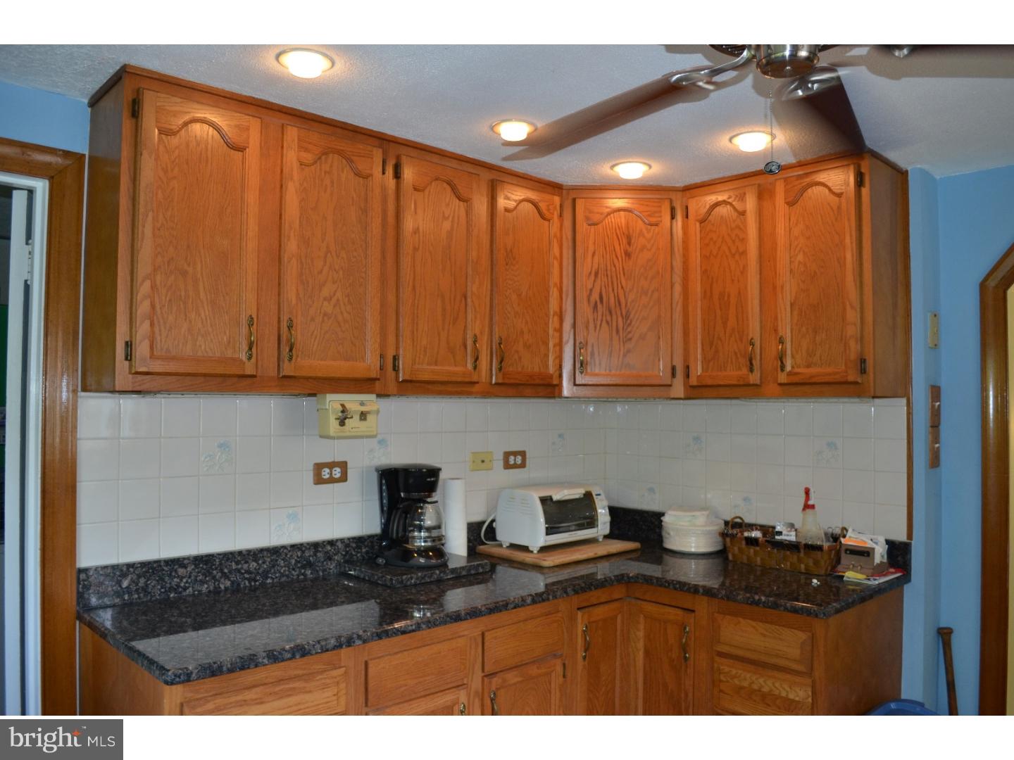 132 Cameron Road Huntingdon Valley, PA 19006 - Photo 12 of 19 Gallery Image 12