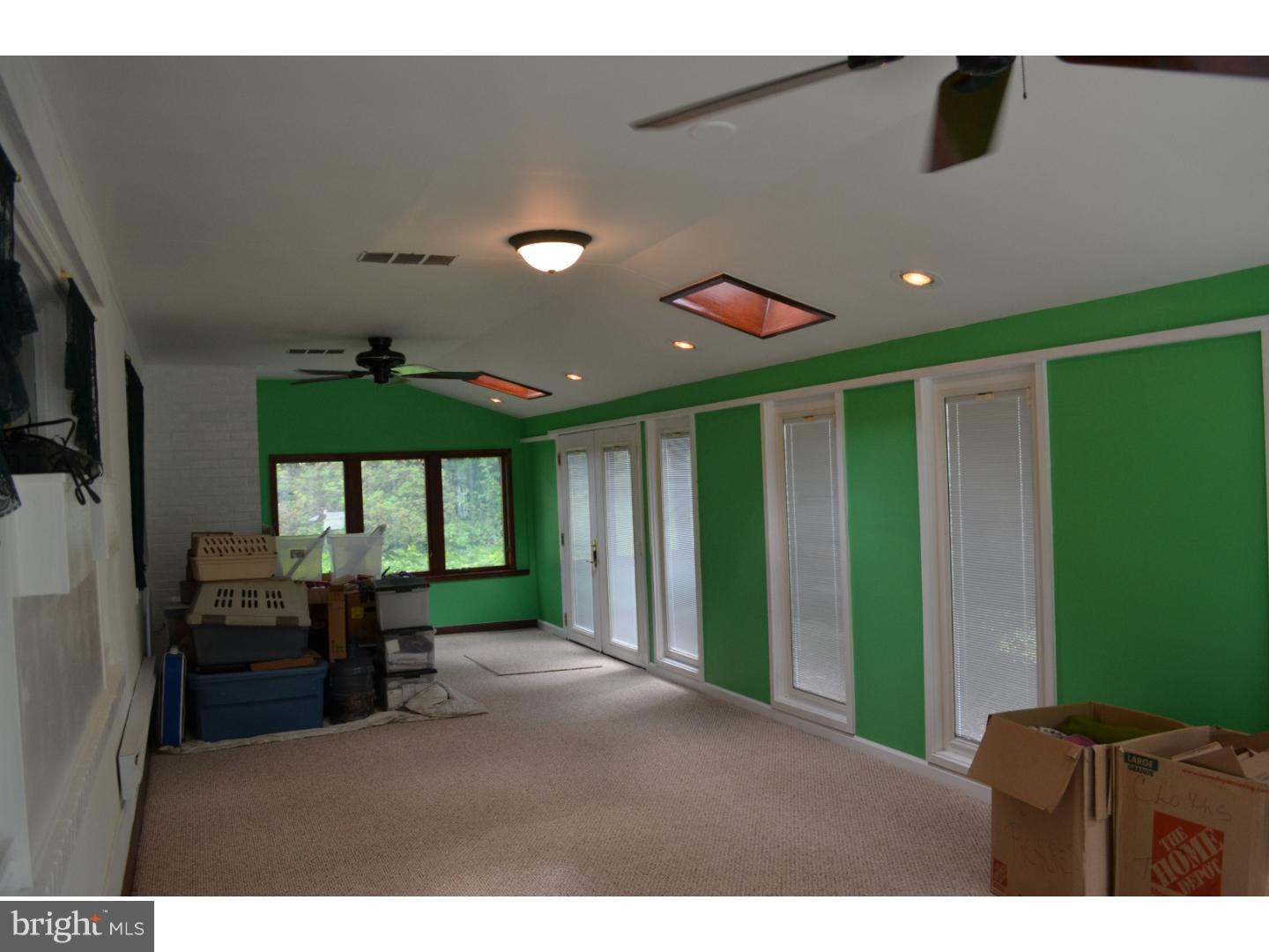 132 Cameron Road Huntingdon Valley, PA 19006 - Photo 13 of 19 Gallery Image 13