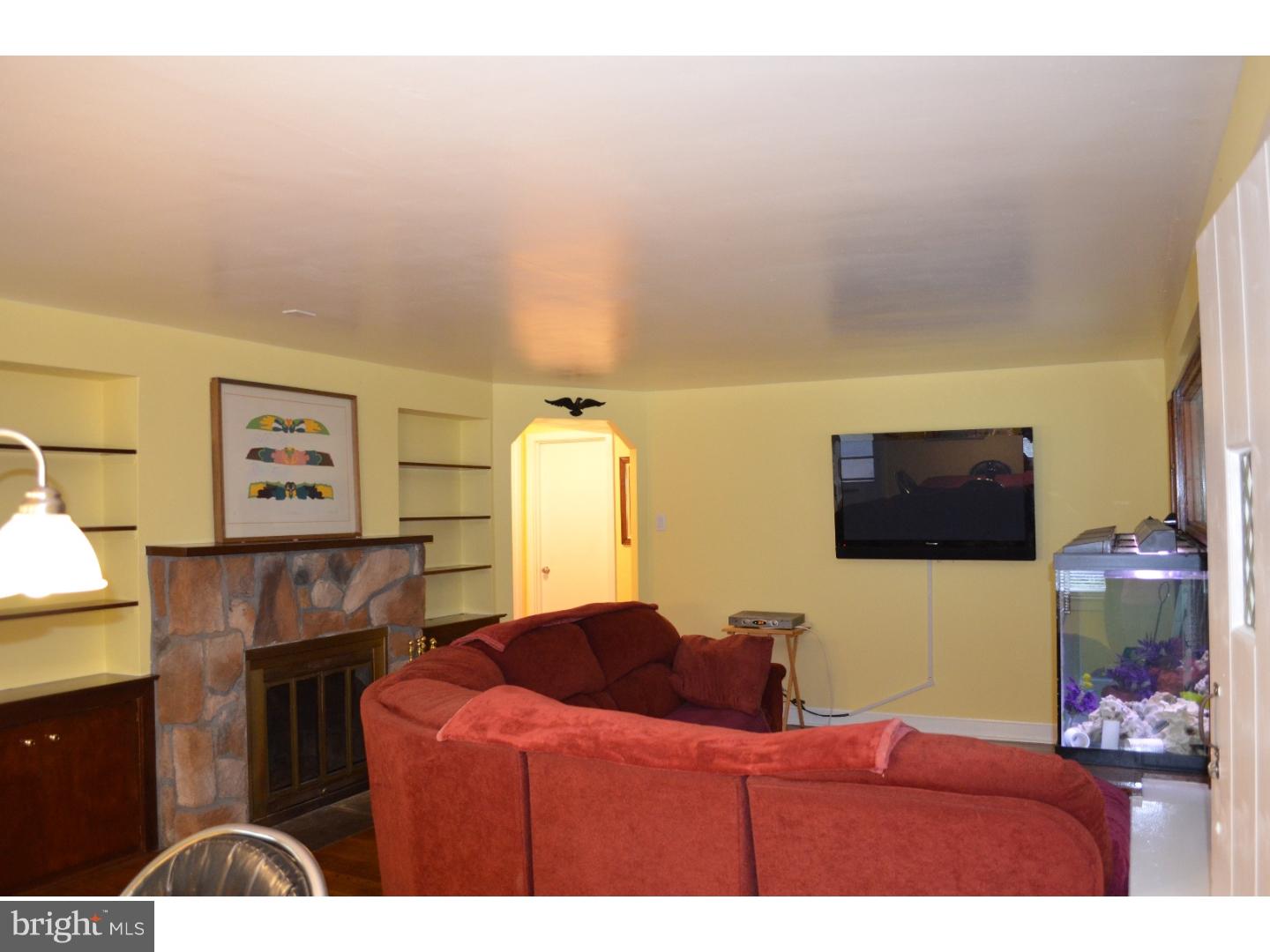132 Cameron Road Huntingdon Valley, PA 19006 - Photo 15 of 19 Gallery Image 15