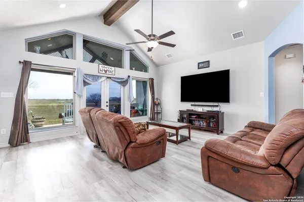 $645,000 | 8400 Farm To Market Road 140, Charlotte, TX 78011