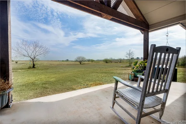 $645,000 | 8400 Farm To Market Road 140, Charlotte, TX 78011