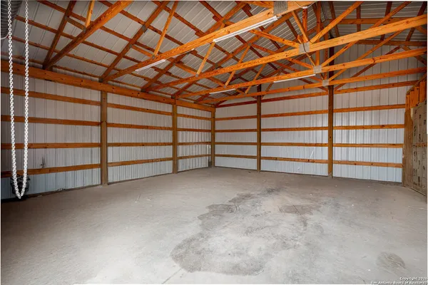 $645,000 | 8400 Farm To Market Road 140, Charlotte, TX 78011