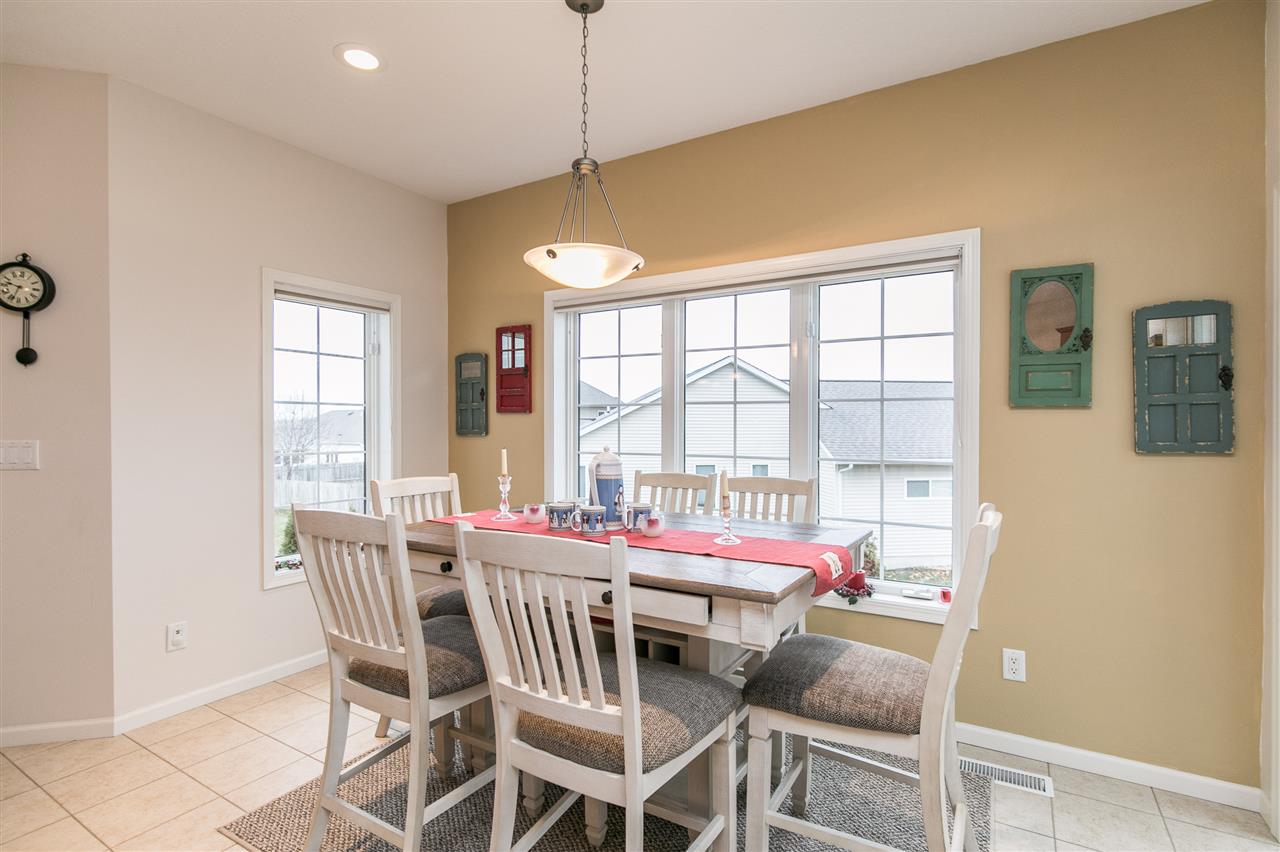 402 Prairie View Circle Fairfax, IA 52228 - Photo 22 of 49 Gallery Image 22