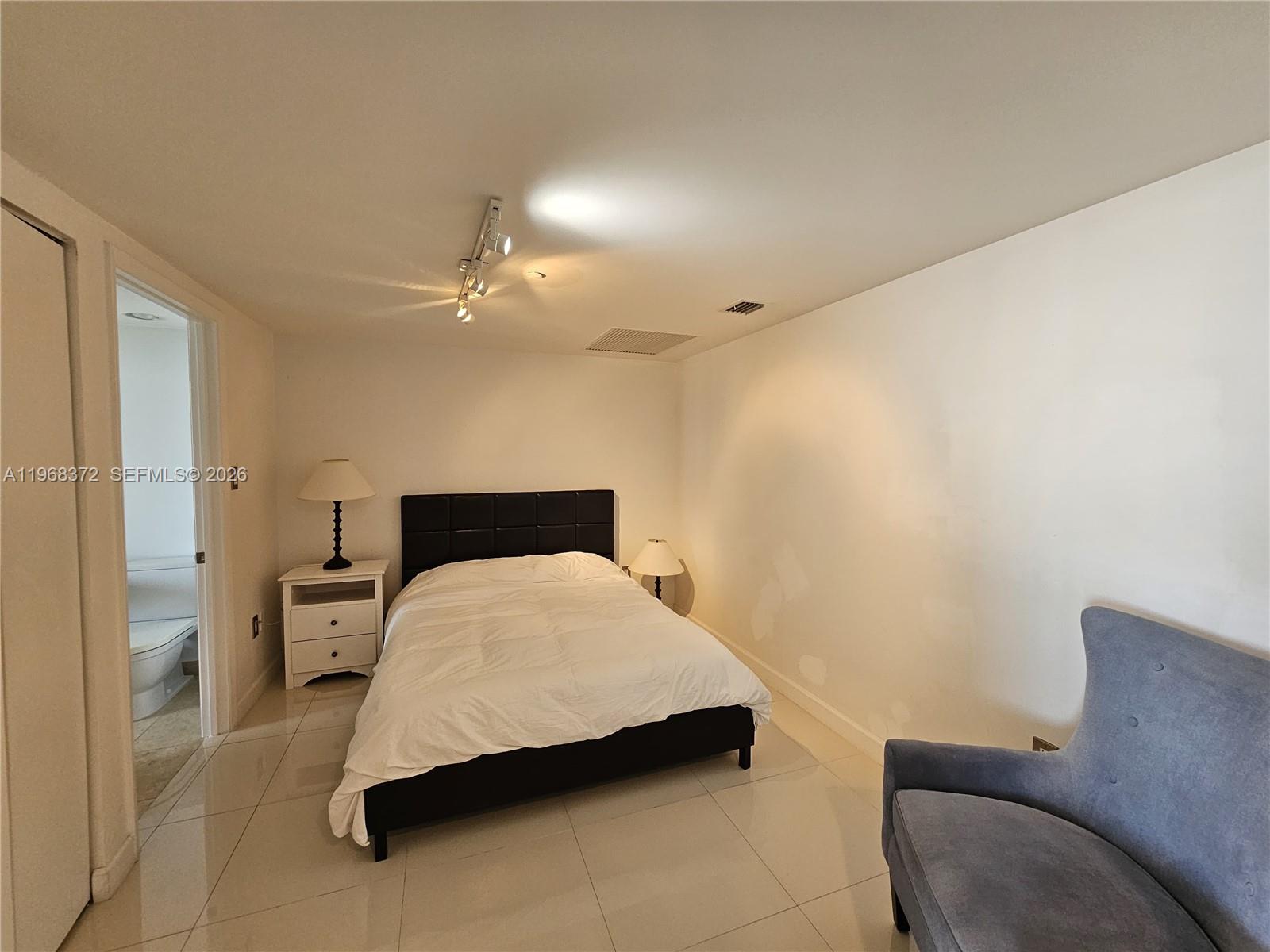 495 Brickell Avenue, Unit 905 Miami, FL 33131 - Photo 8 of 20