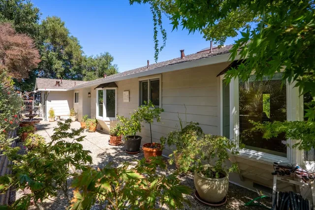 $2,958,000 | 21160 Canyon View Drive, Saratoga, CA 95070