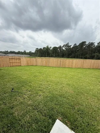 $1,895 | 335 Parkin Court, Conroe, TX 77303
