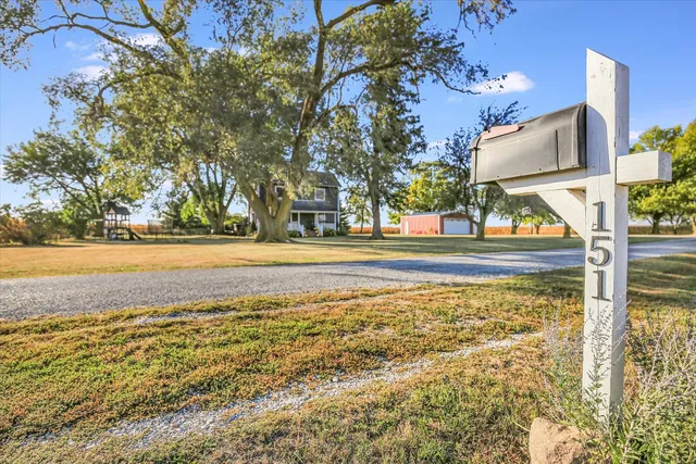 $265,000 | 151 County 1700 Road East, Villa Grove, IL 61956