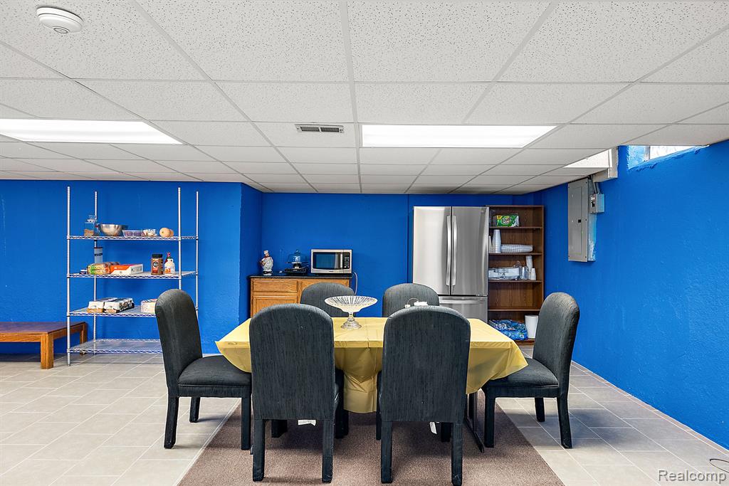 1253 Rothwell Drive Troy, MI 48084 - Photo 73 of 85
