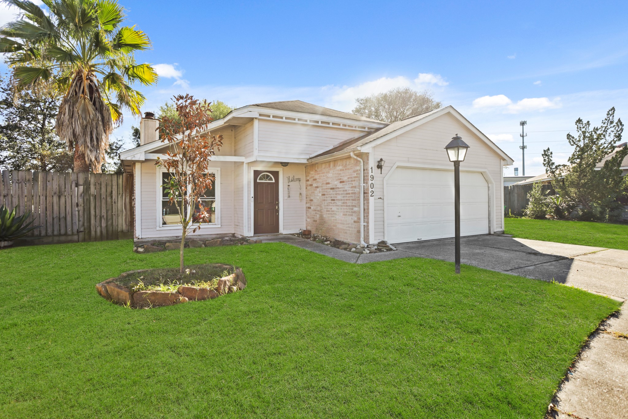 1902 Red Sky Court Spring, TX 77373 - Photo 2 of 20