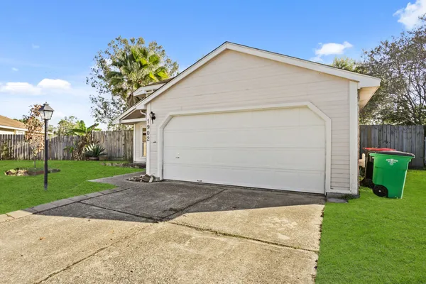 $1,595 | 1902 Red Sky Court, Spring, TX 77373