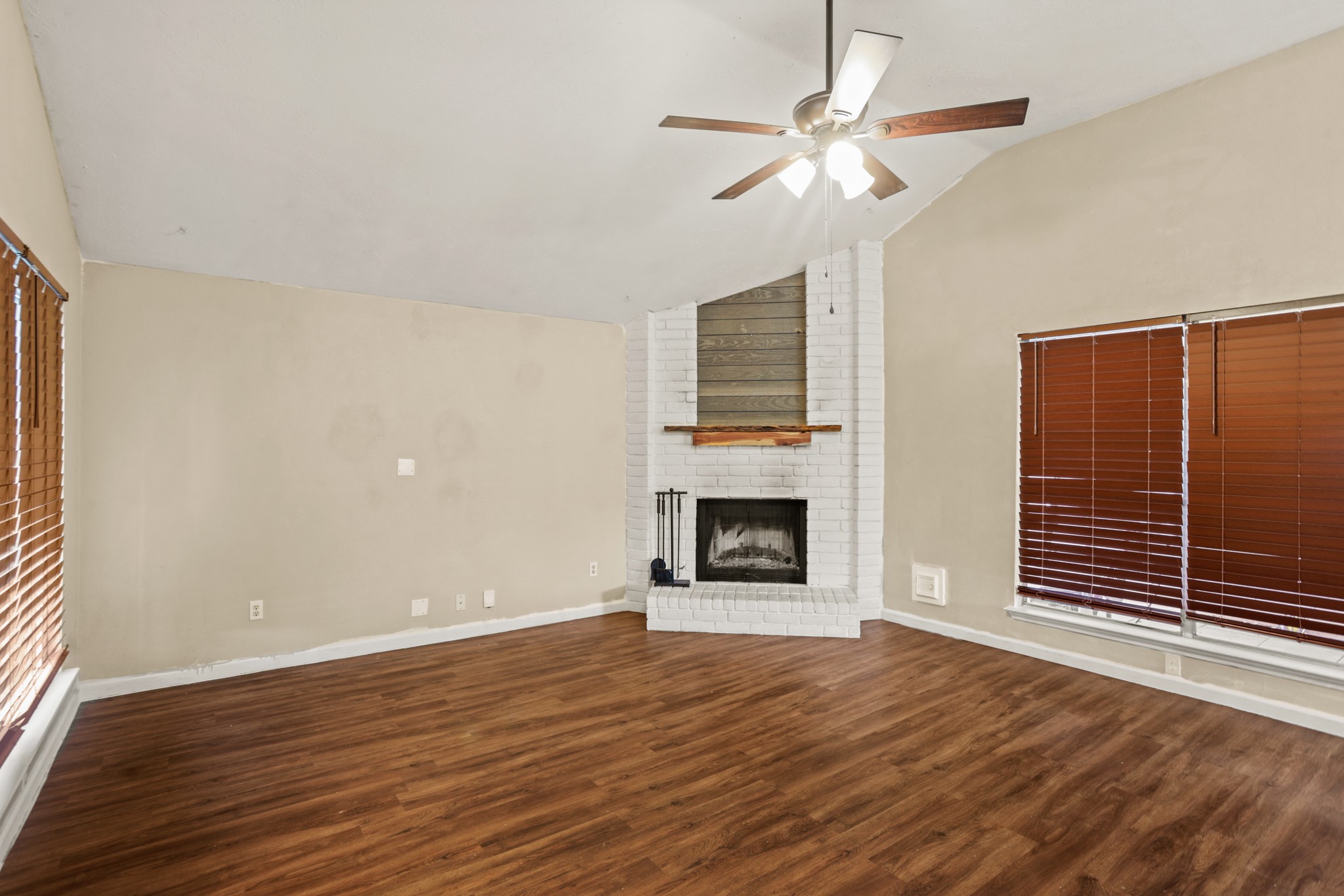 1902 Red Sky Court Spring, TX 77373 - Photo 6 of 20