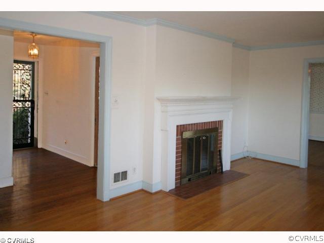 8500 Halstead Road Richmond, VA 23235 - Photo 2 of 12 Living Room