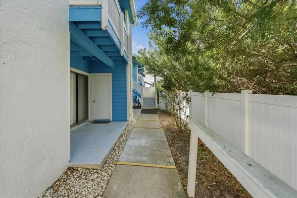 $179,000 | 455 Alt 19, Unit 151, Palm Harbor, FL 34683