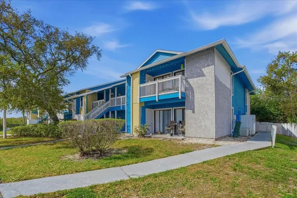 $179,000 | 455 Alt 19, Unit 151, Palm Harbor, FL 34683