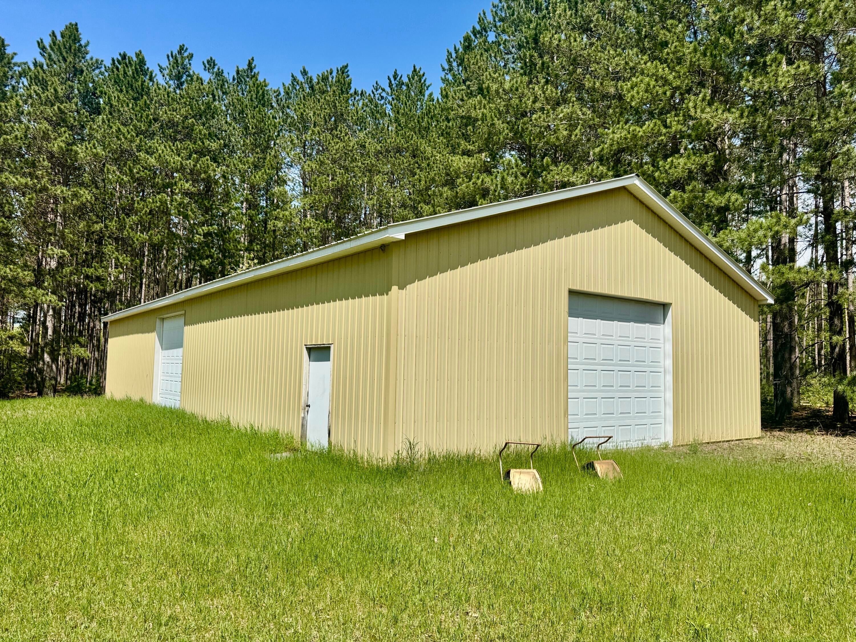 13560 Sturgis Road Atlanta, MI 49709 - Photo 2 of 34 IMG_2578