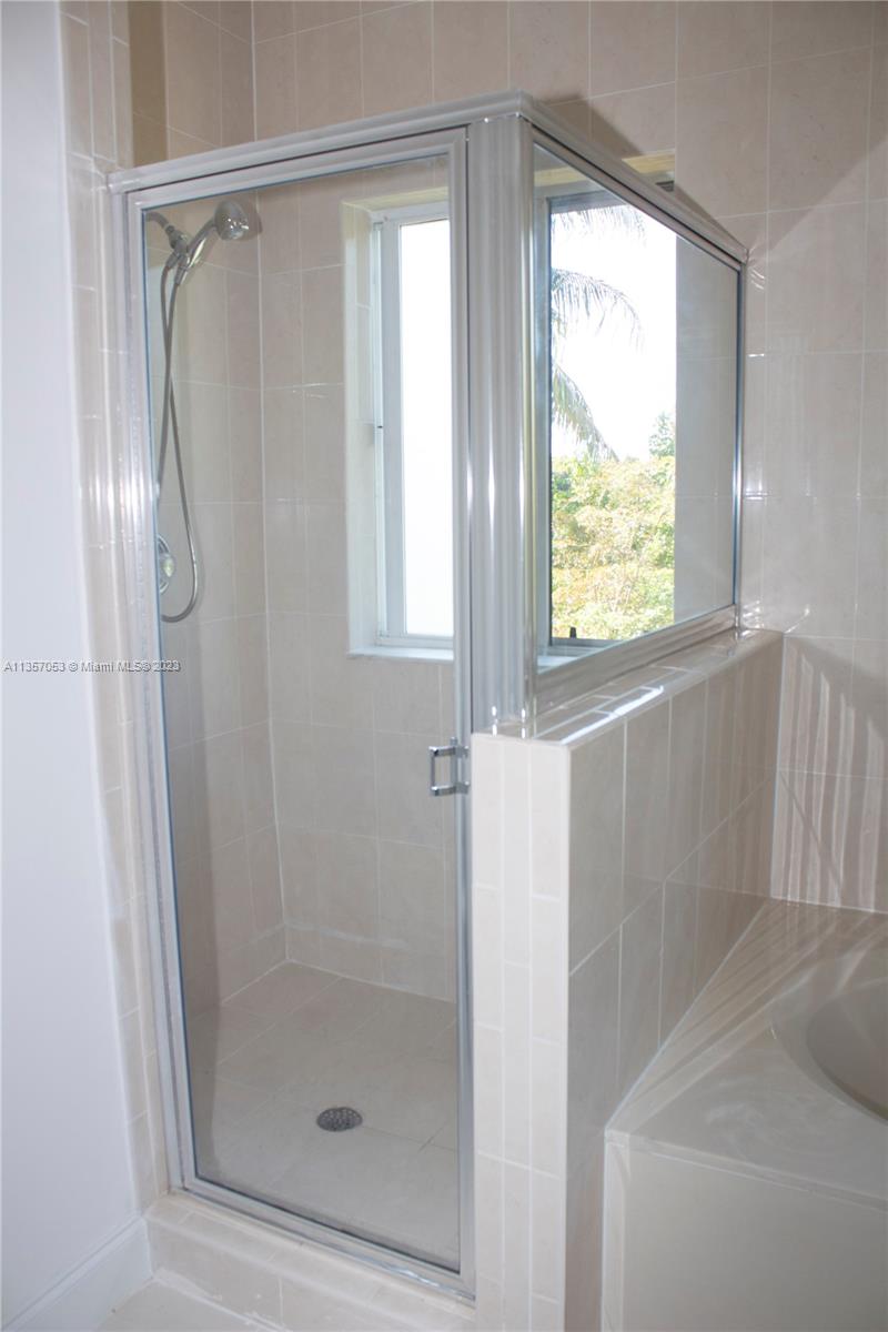 2720 Northeast 41st Road Homestead, FL 33033 - Photo 20 of 37 Gallery Image 20