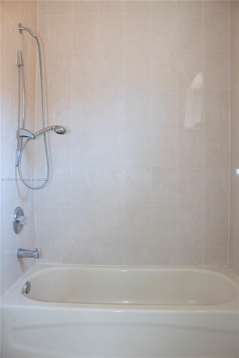 2720 Northeast 41st Road Homestead, FL 33033 - Photo 36 of 37 Gallery Image 36