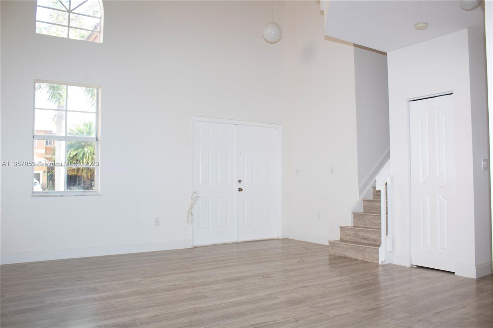 2720 Northeast 41st Road Homestead, FL 33033 - Photo 5 of 37 Gallery Image 5