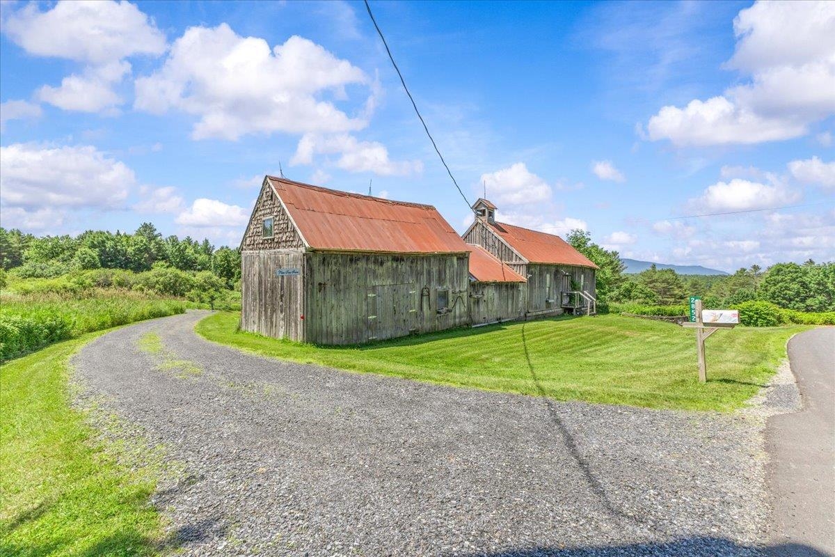 2852 Centerville Road Hyde Park, VT 05655 - Photo 5 of 54 Gallery Image 5