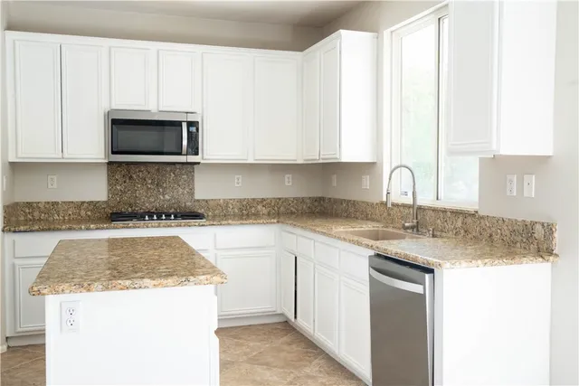 $589,900 | 36719 Torrey Pines Drive, Beaumont, CA 92223