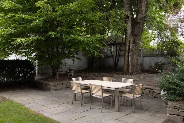 $8,000 | 17 Willow Street, Unit 17, Belmont, MA 02478