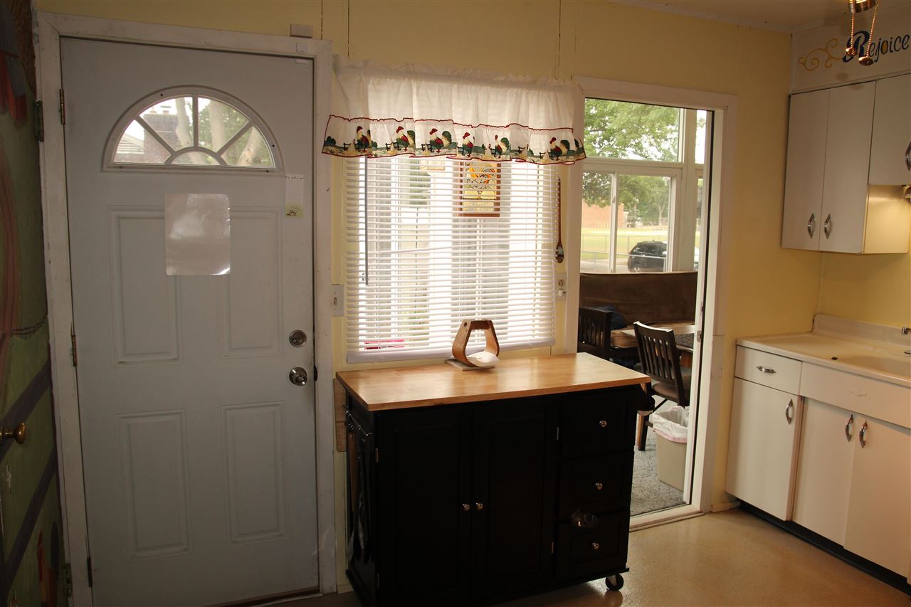 2316 Ridge Avenue Rockford, IL 61103 - Photo 8 of 15 Gallery Image 8