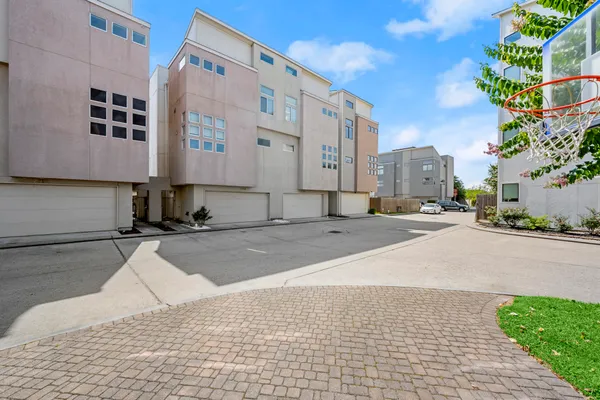 a view of a street with house