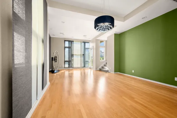 $365,000 | 2316 Sperber Lane, Houston, TX 77003