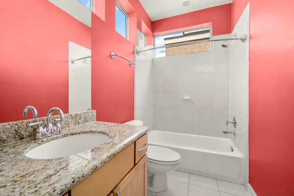 $365,000 | 2316 Sperber Lane, Houston, TX 77003