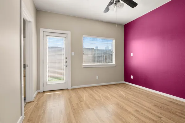 $365,000 | 2316 Sperber Lane, Houston, TX 77003