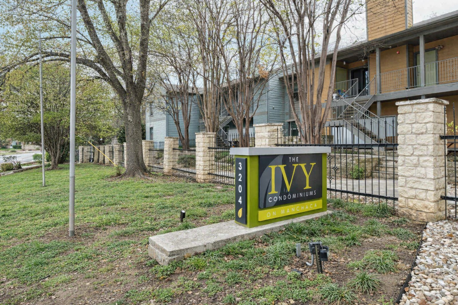 3204 Manchaca Road, Unit 407 Austin, TX 78704 - Photo 1 of 21