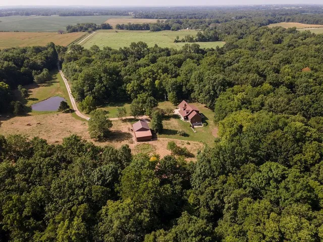 $815,000 | 13782 Northeast State Oo Route, Unit RURAL, Urich, MO 64788