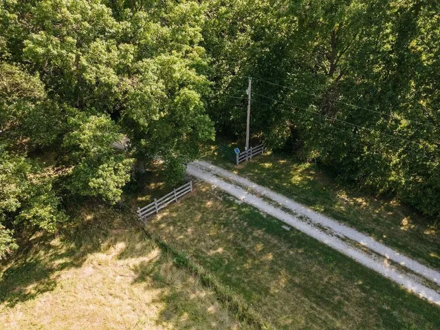 $815,000 | 13782 Northeast State Oo Route, Unit RURAL, Urich, MO 64788