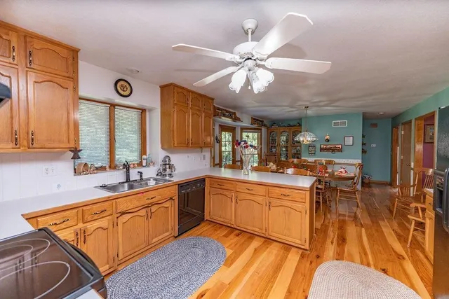 $815,000 | 13782 Northeast State Oo Route, Unit RURAL, Urich, MO 64788