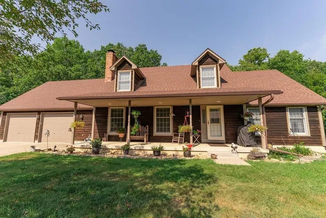 $815,000 | 13782 Northeast State Oo Route, Unit RURAL, Urich, MO 64788