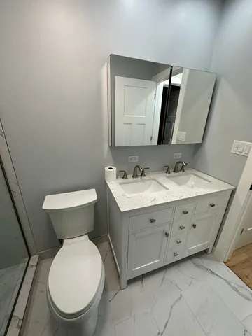 $5,500 | 2927 Peachgate Court, Glenview, IL 60026