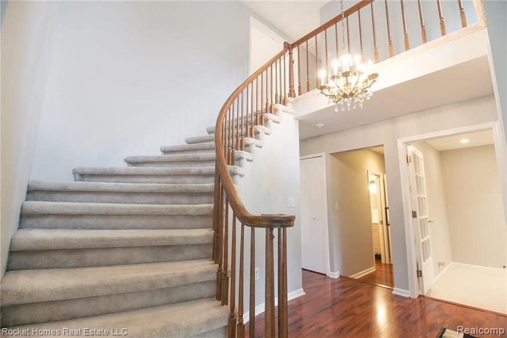 3645 Old Tree Court Rochester Hills, MI 48309 - Photo 18 of 48
