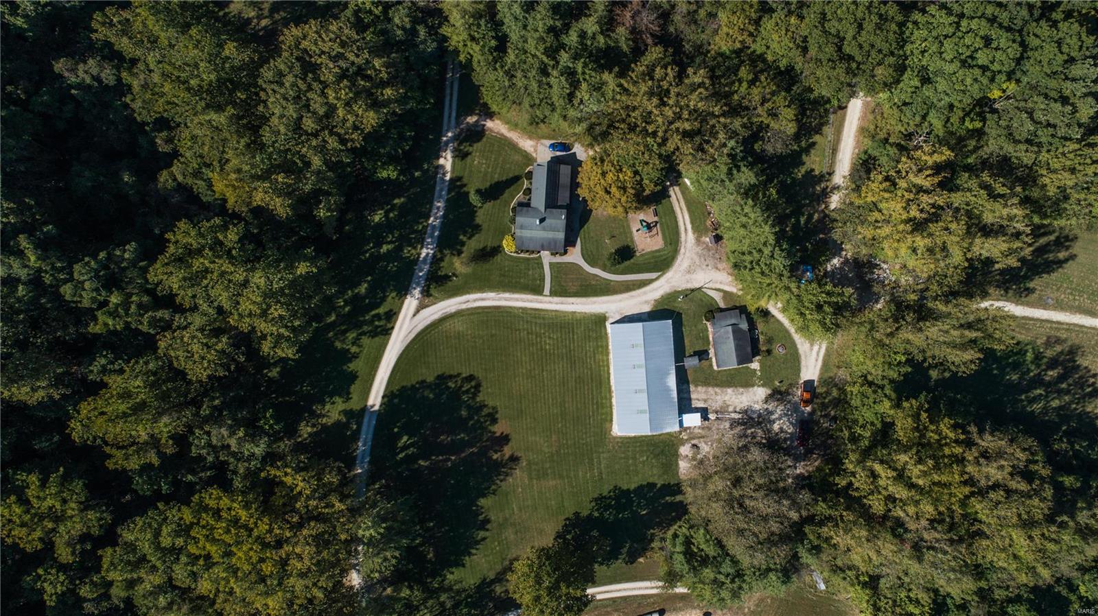 208 Hidden Vly Road Hardin, IL 62047 - Photo 11 of 76 Gallery Image 11