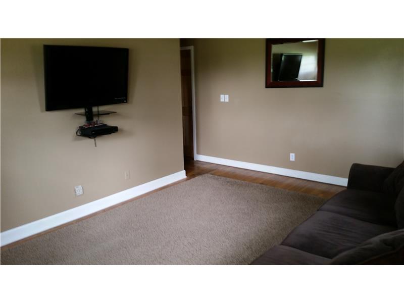 655 South Indiana Street Atlanta, IN 46031 - Photo 5 of 24 Gallery Image 5
