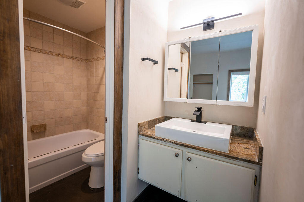 2224 Bonne Vie Condo Road Sun Valley, ID 83353 - Photo 14 of 24 Second Full Bathroom