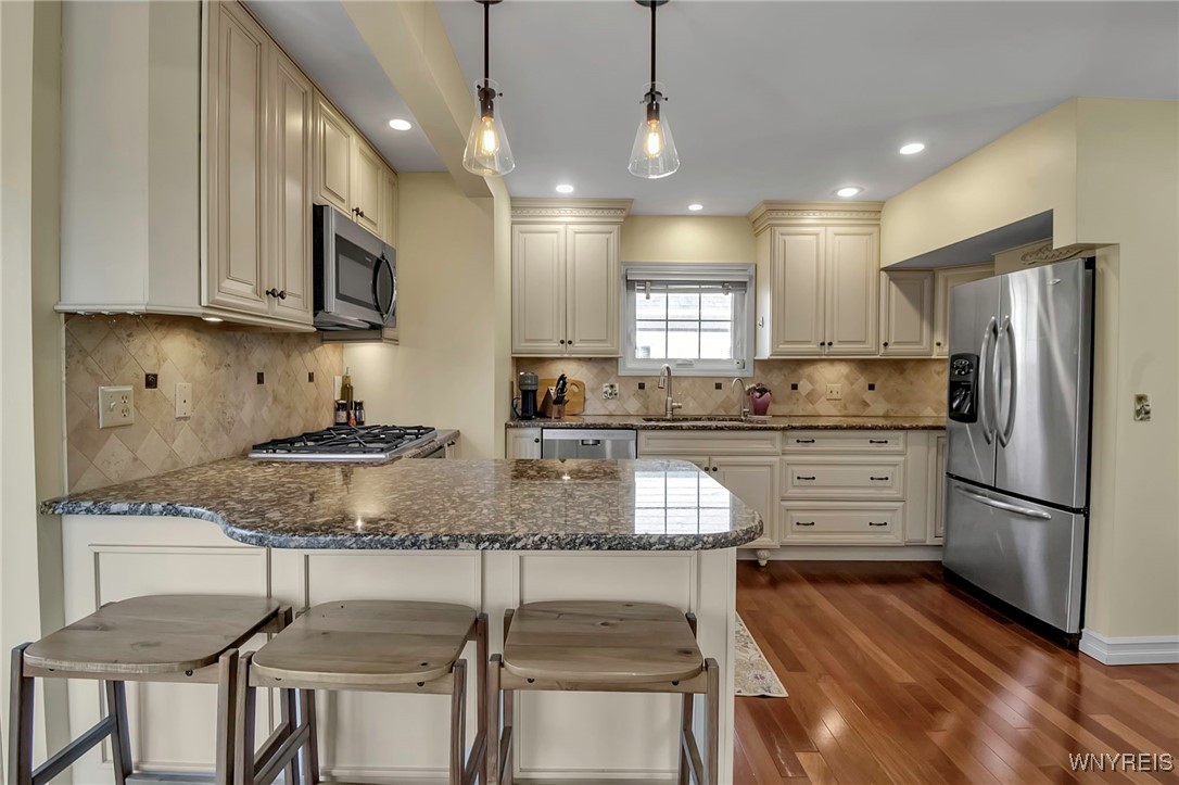 255 Darwin Drive Amherst, NY 14226 - Photo 19 of 46