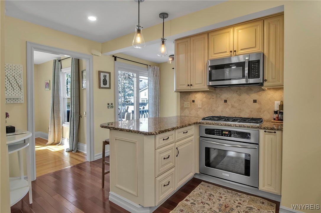 255 Darwin Drive Amherst, NY 14226 - Photo 20 of 46