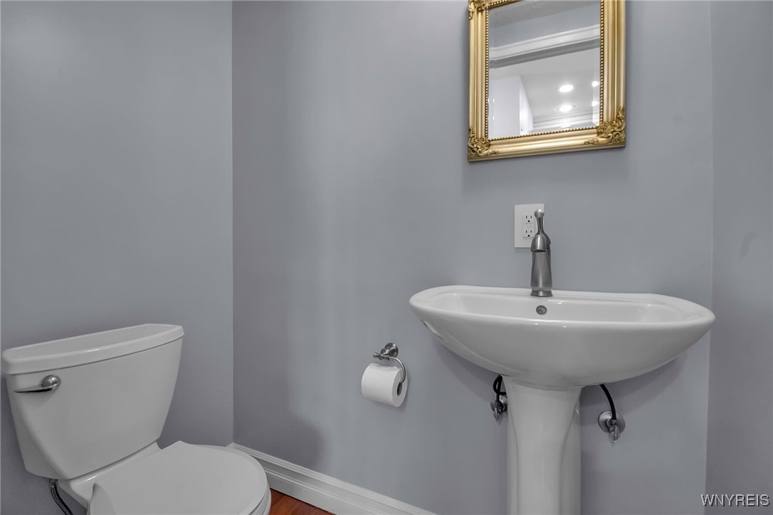 255 Darwin Drive Amherst, NY 14226 - Photo 25 of 46