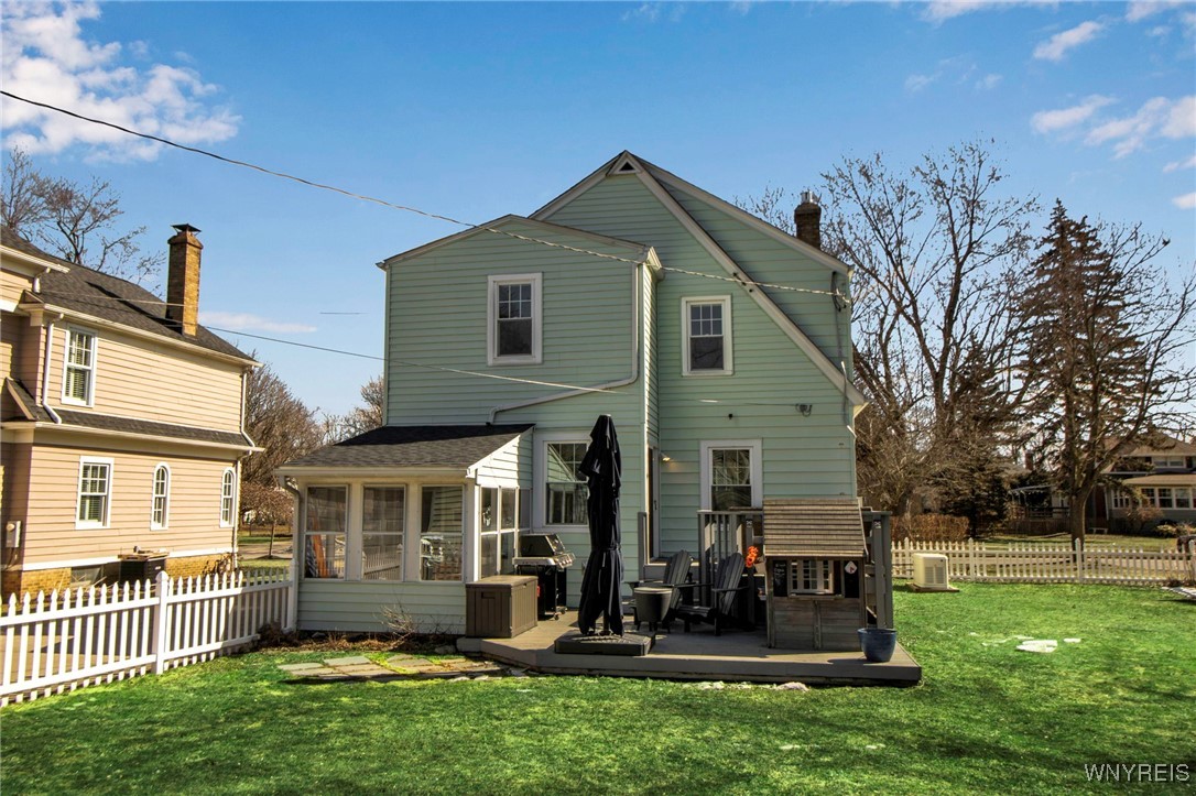 255 Darwin Drive Amherst, NY 14226 - Photo 6 of 46