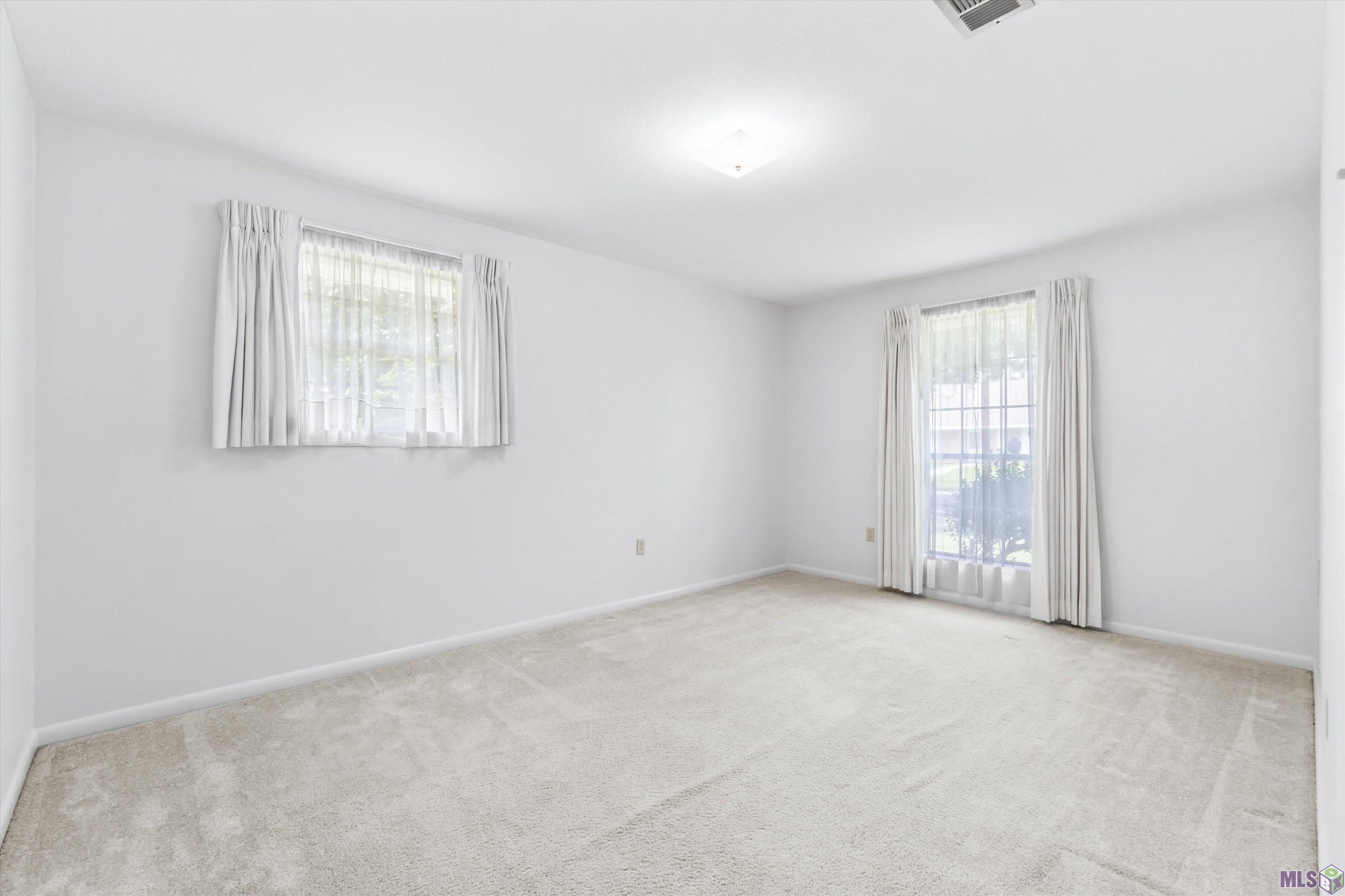 10490 Firelight Avenue Baton Rouge, LA 70815 - Photo 17 of 25 Bedroom 2